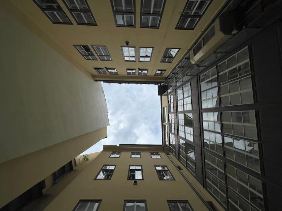 Contemporary Jindrisska Apartment Prague Exterior photo